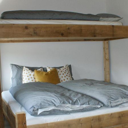 L'hôtât di loup Bed & Breakfast Courtedoux Ngoại thất bức ảnh