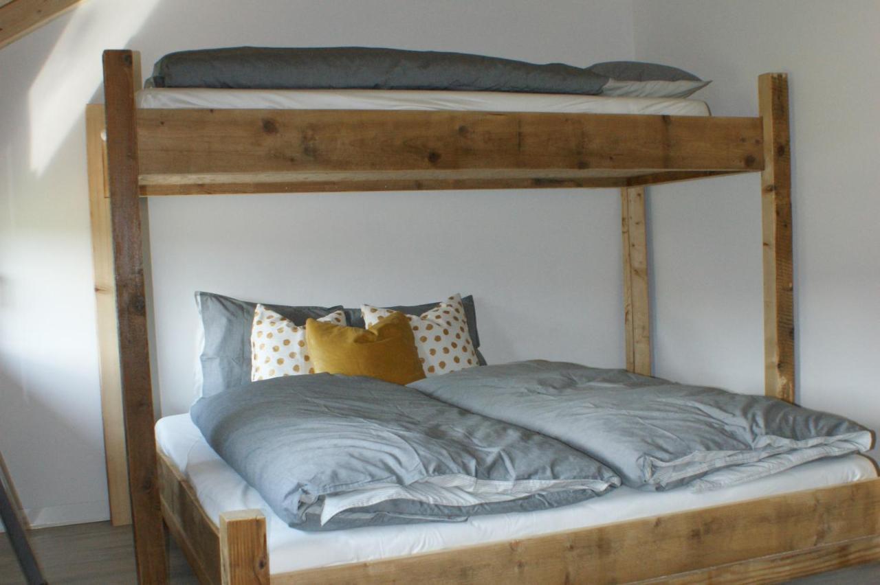L'hôtât di loup Bed & Breakfast Courtedoux Ngoại thất bức ảnh